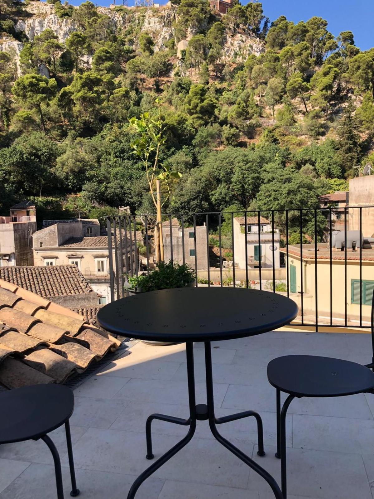 Acciana Rooms Modica Exteriör bild